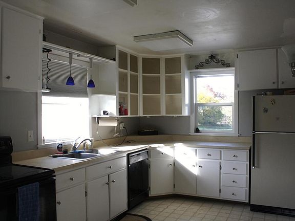 4th image of 8081 E Ml Ave
