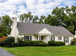 2315 Clarkwood Rd, Louisville, KY 40207