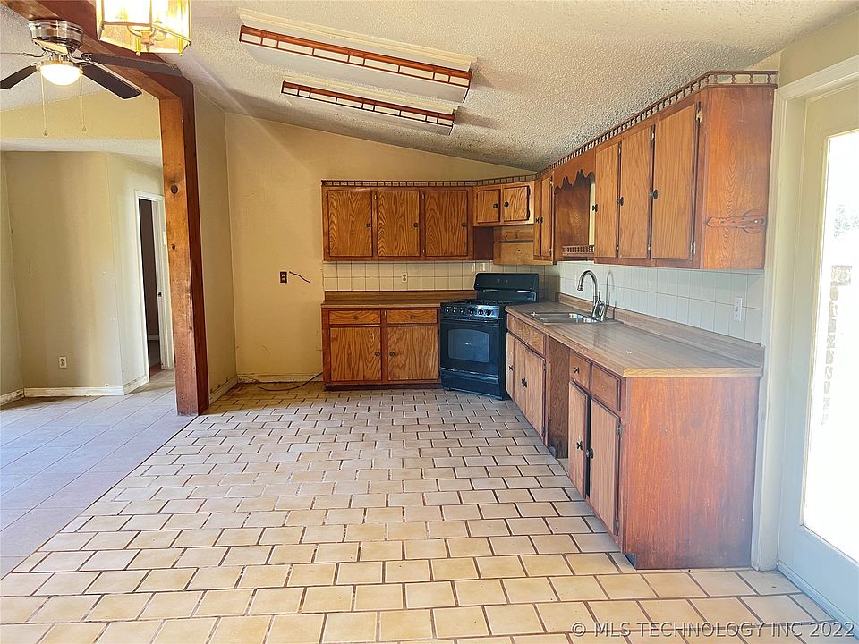 3639 S 77th St W, Muskogee, OK 74401 MLS 2234777 Zillow