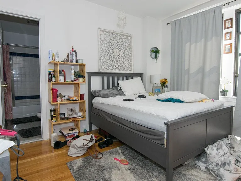 6 Cummings Rd #2 — Photo 2