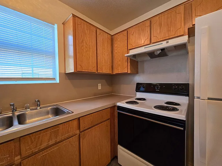 3406 Zephyr Rd #A — Photo 3