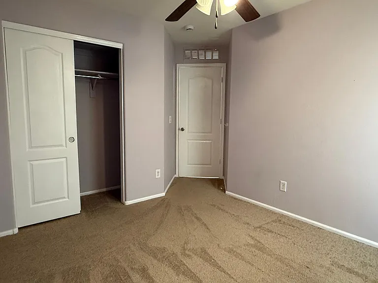 4533 S 236th Dr — Photo 13