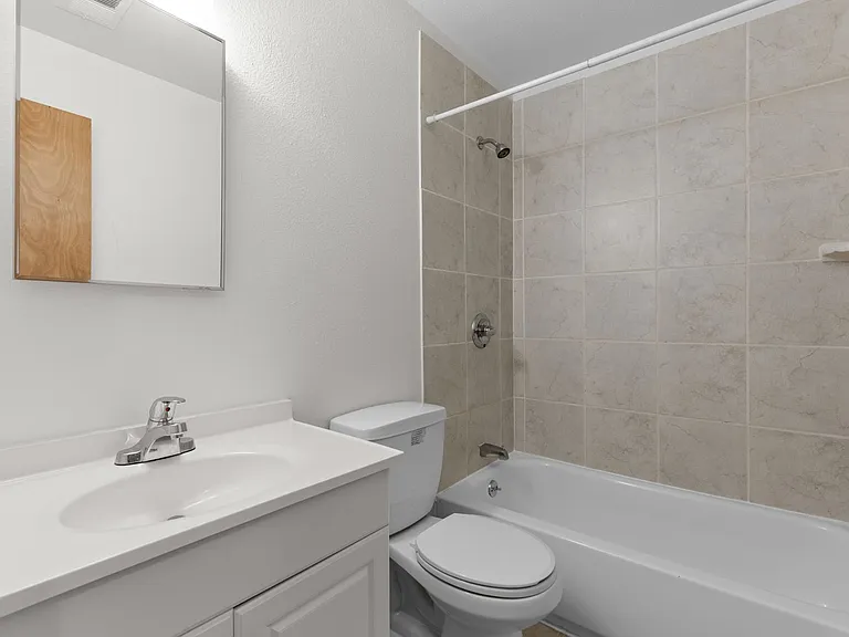 1612 Cottonwood Dr #10 — Photo 10