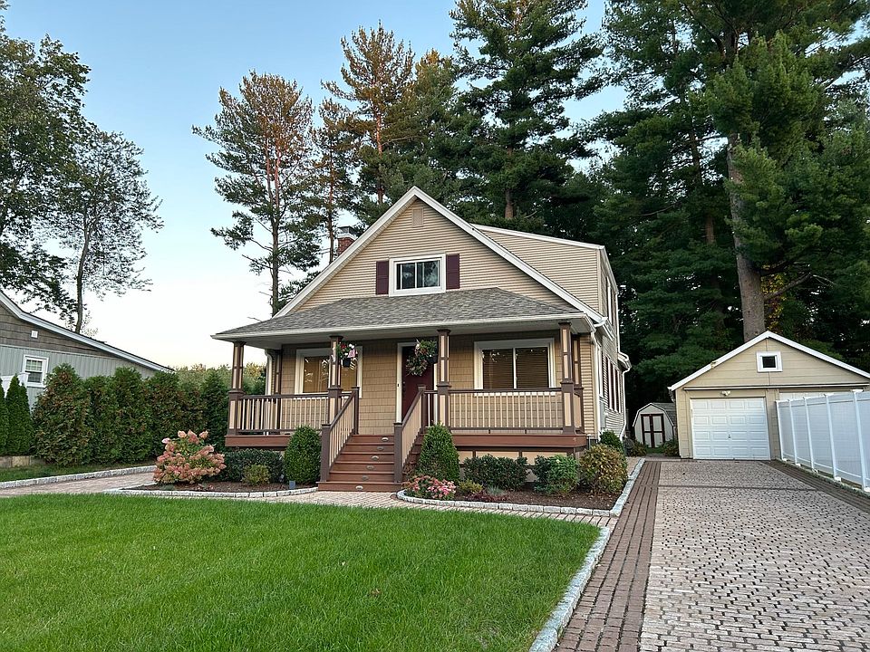 102 Cottage Rd, Enfield, CT 06082 Zillow