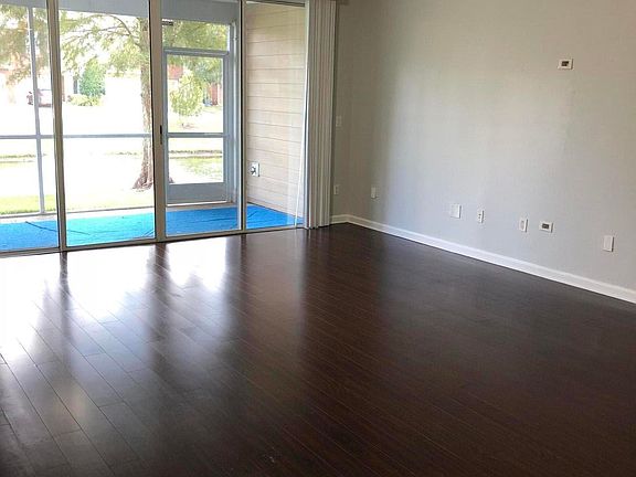 4th image of 4131 Crownwood Dr