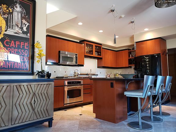 2nd image of 2328 Chalcedony St