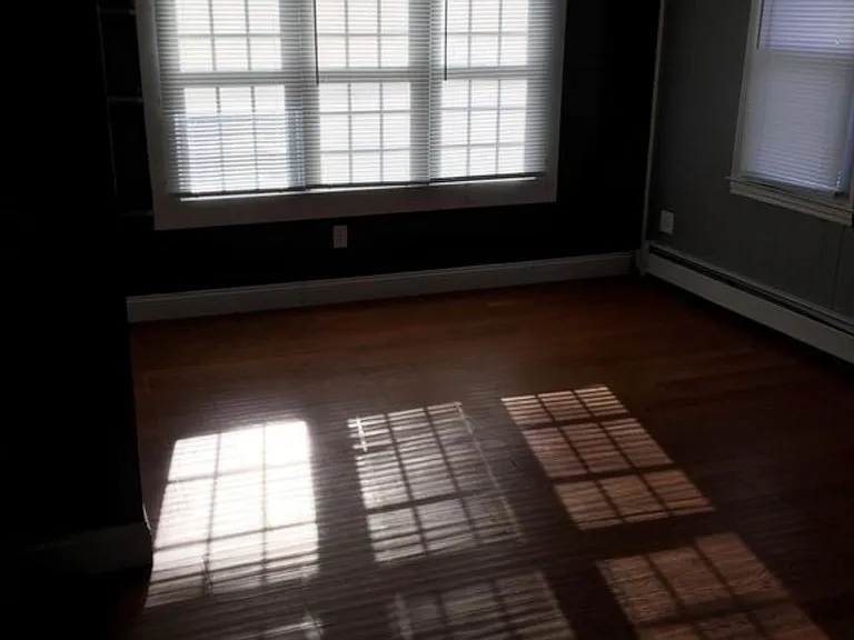 27 Pleasant St #A — Photo 9