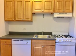 1149 W Addison St APT 1, Chicago, IL 60613