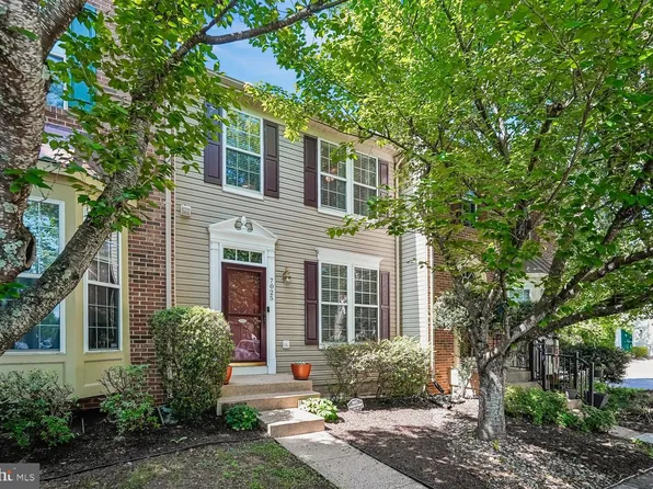 7025 Manahoac Pl, Gainesville, VA 20155
