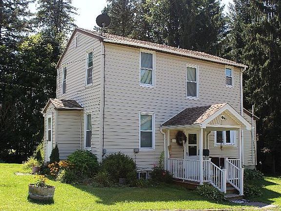 2nd image of 815 N Main St