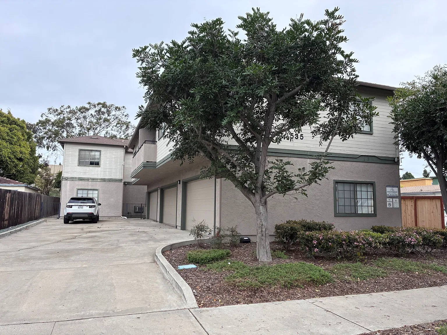 535 Glover Ave — Photo 3