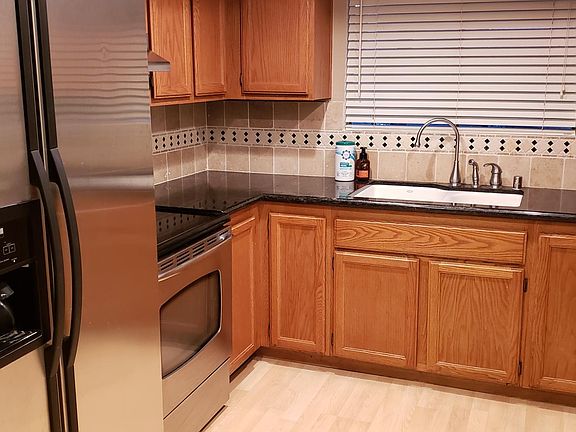 5th image of 3180 Country Club Dr APT 9A