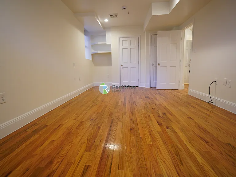 12 Brainerd Rd #15 — Photo 6