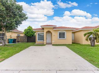 12213 SW 214th St, Miami, FL 33177