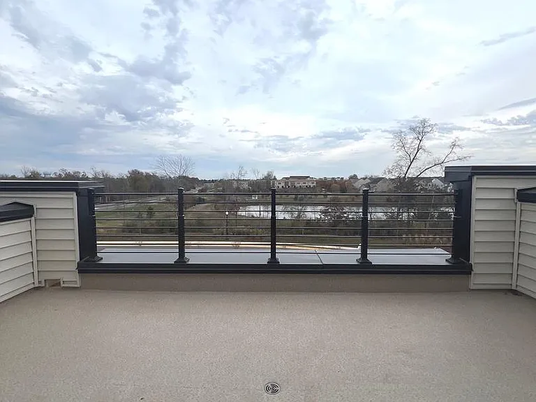 22782 Hanson Overlook Ter — Photo 34