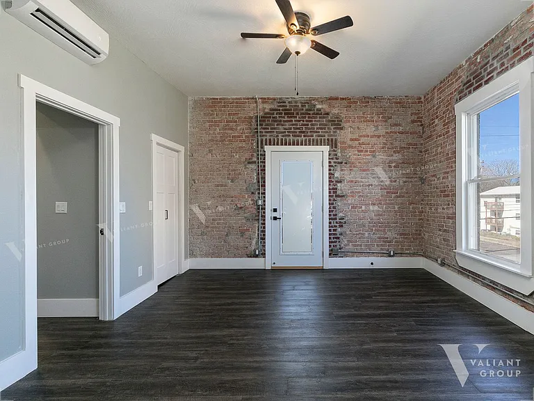 806 South Ave — Photo 44