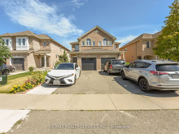 172 Native Lndg, Brampton, ON L6X 5A9