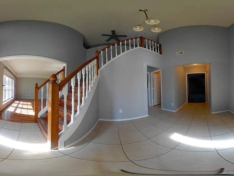 Entry Panoramic View