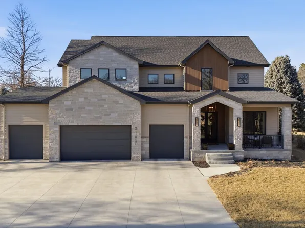 21620 Arbor St, Elkhorn, NE 68022