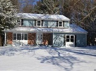 3005 Williamsburg Dr, Schenectady, NY 12303