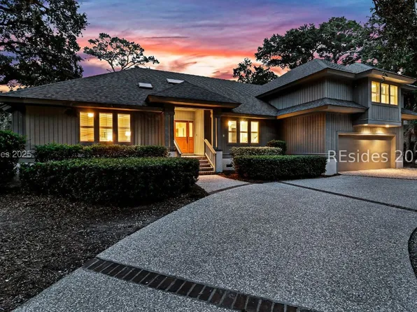 1 Saint Andrews Pl, Hilton Head Island, SC 29928