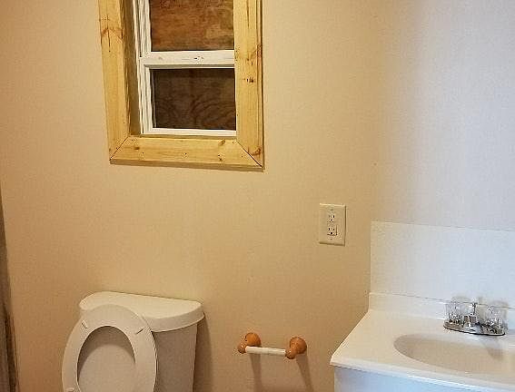 4th image of 2536 Cline St #A