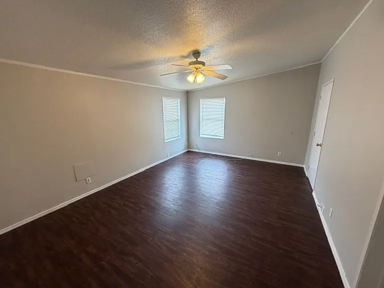11615 E Elliot Dr — Photo 5