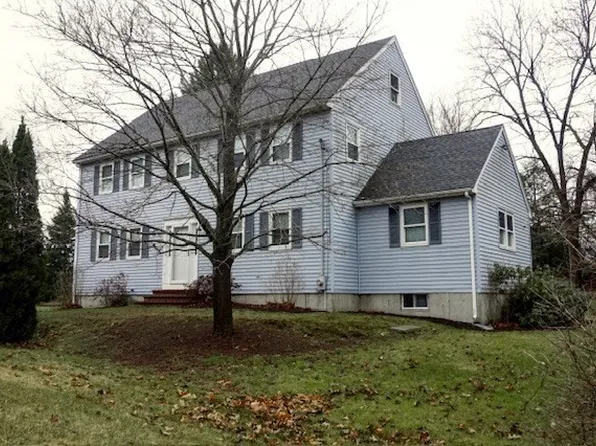 13 Main St, Groveland, MA 01834
