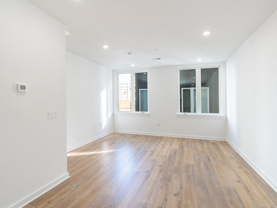 1325 Buttonwood St Philadelphia PA Zillow