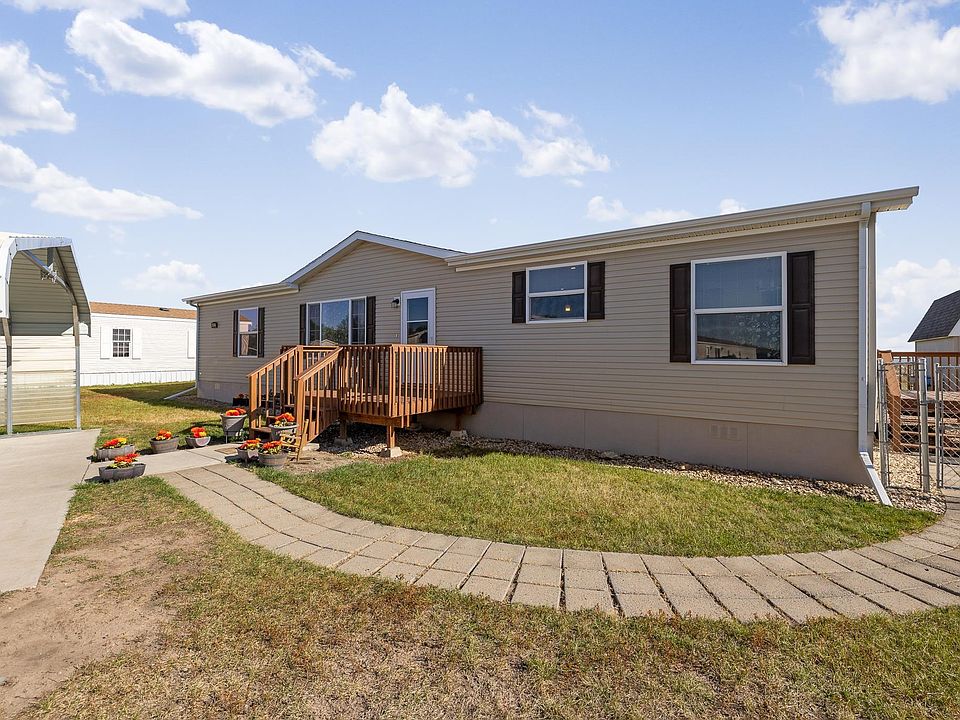 1st image of 840 N Spruce St Lot 402