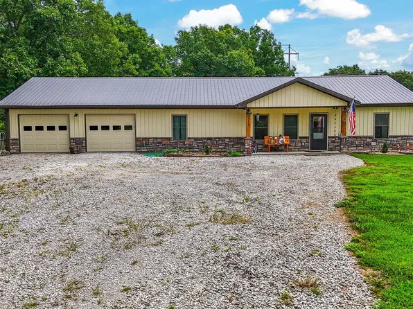 15402 Highway B, Higbee, MO 65257