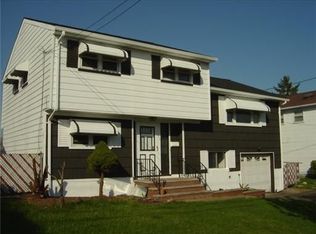 6 Healy Pl, Carteret, NJ 07008