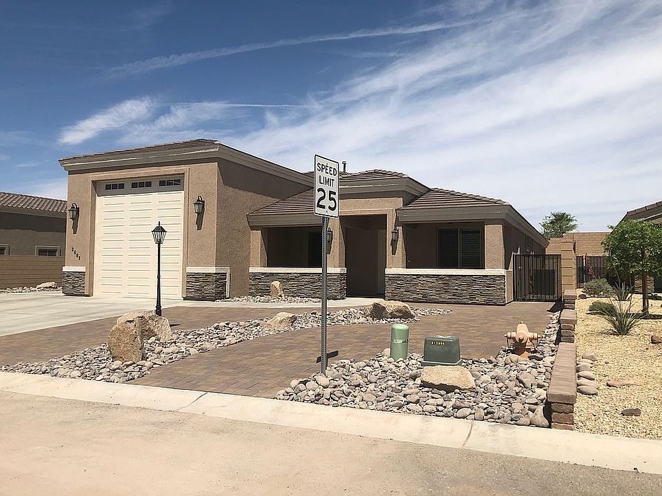 2nd image of 2603 E Pawnee Trl