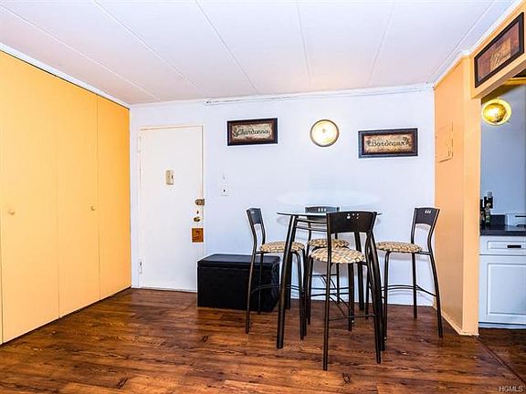 5th image of 11 Park Ave APT 5W
