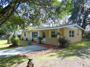 605 W Dampier St, Inverness, FL 34450