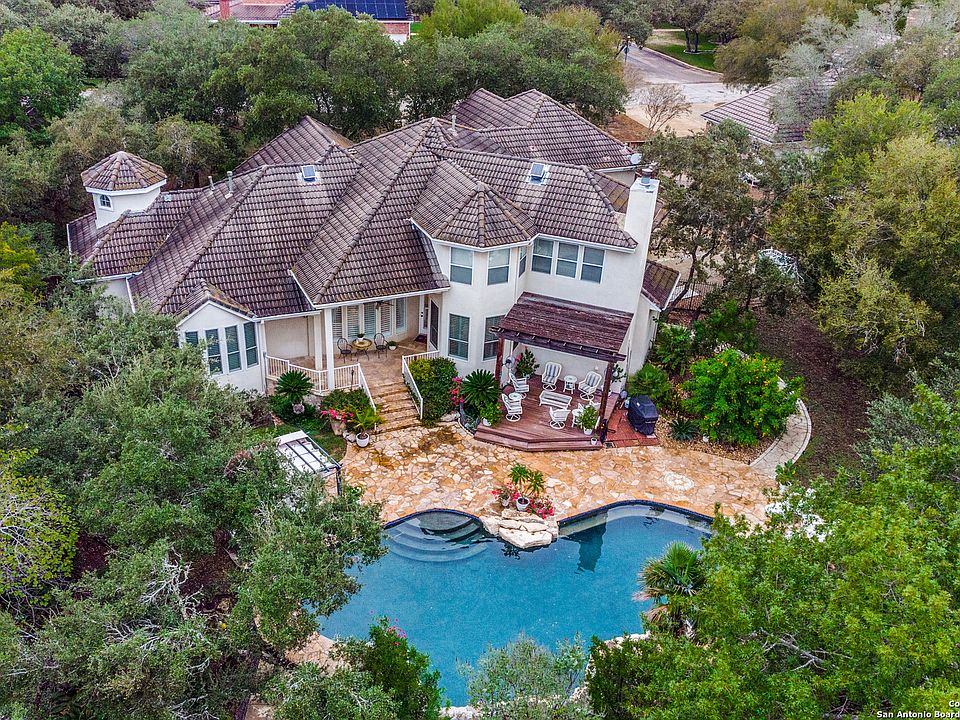 1st image of 226 POST OAK WAY