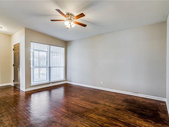 2nd image of 3505 Mountcastle Dr