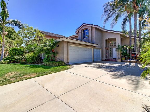 2nd image of 6865 Lacey Ct