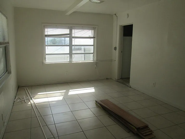 1309 W Lemon St #A — Photo 10
