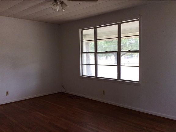 2nd image of 347 N Joekel Ave