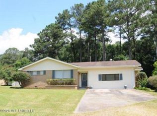 1336 John St, Prentiss, MS 39474