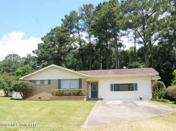1336 John St, Prentiss, MS 39474