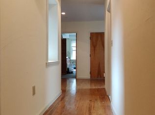 1406 Beacon St APT 2A, Brookline, MA 02446
