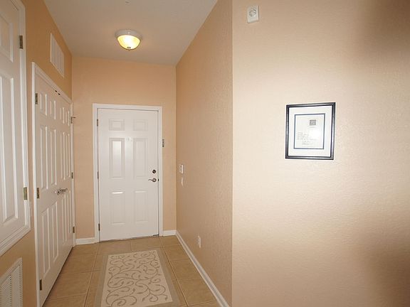 3rd image of 1626 Peregrine Cir Unit 208