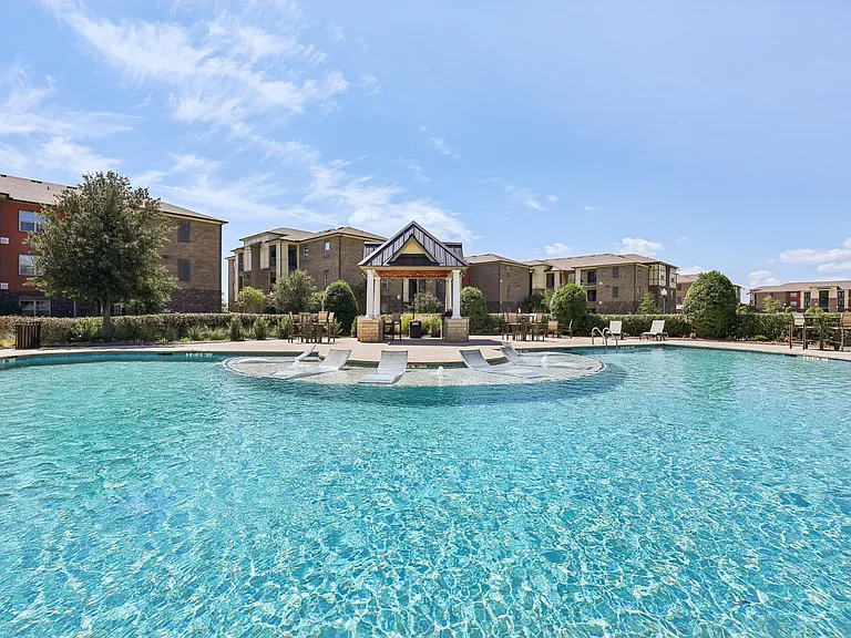 The Landing at Little Elm Apartments — Photo 64