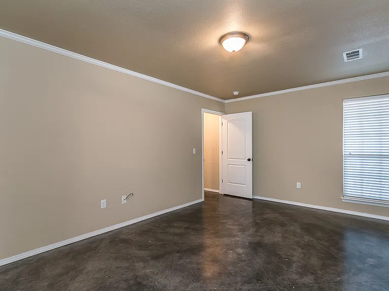 4407 S Mirror St — Photo 8