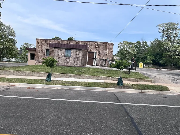 1440 Peck St #10 — Photo 1
