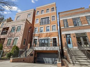 658 W Melrose St #1, Chicago, IL 60657