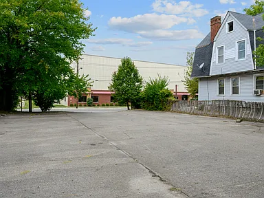 Foraker 1bd plus office