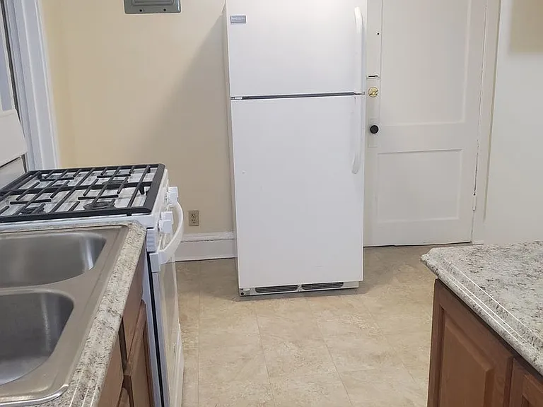 1425 Grand Ave #1429 — Photo 28